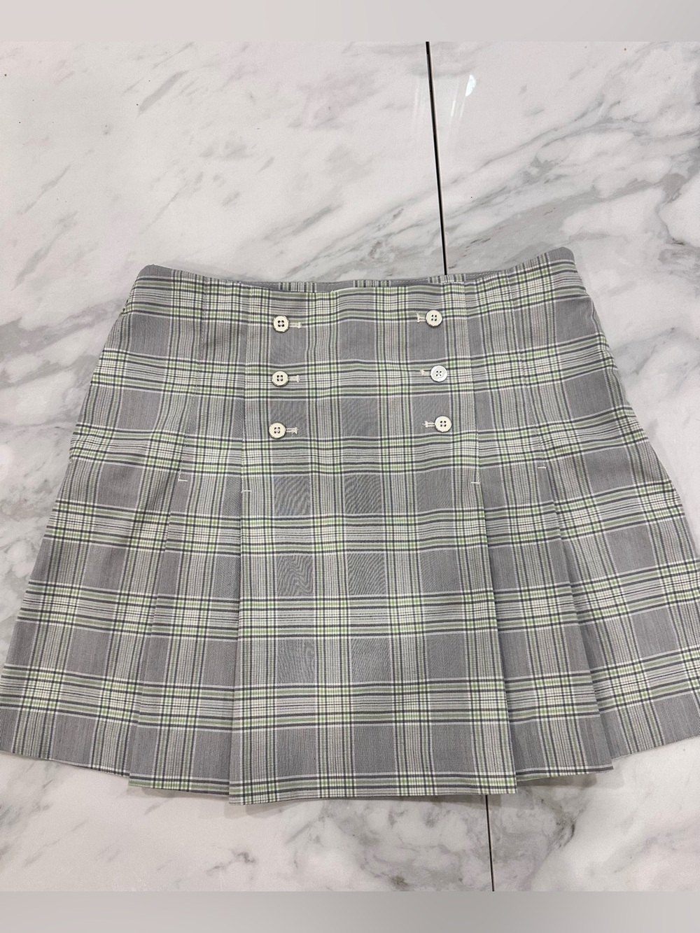 IZOD XFG Golf Skort Pleated Gray Plaid Mini Skirt Subtle Green Stripe Size 8